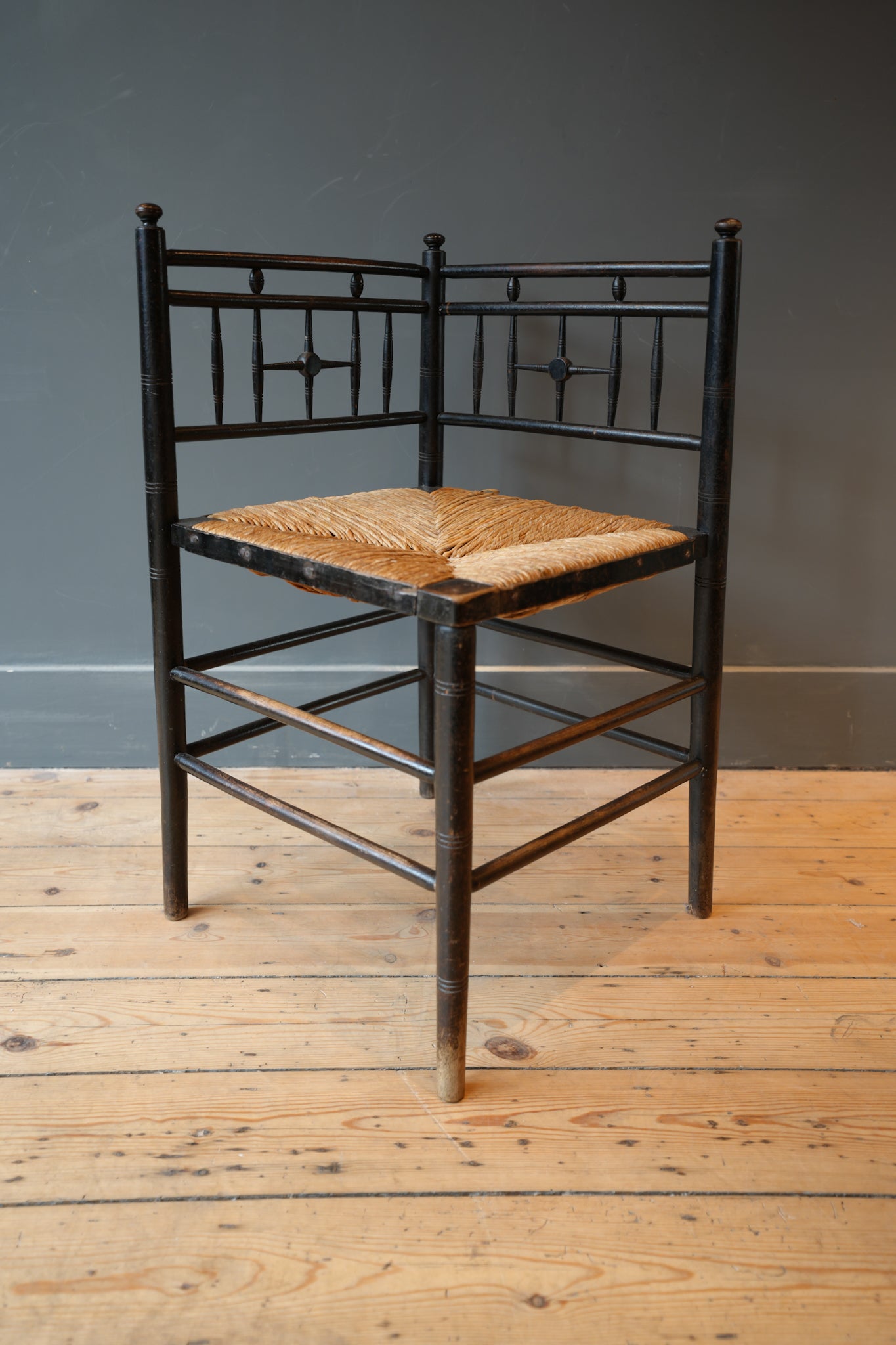 Arts & Crafts Corner Chair