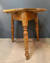 Pine 19th Century Cricket Table