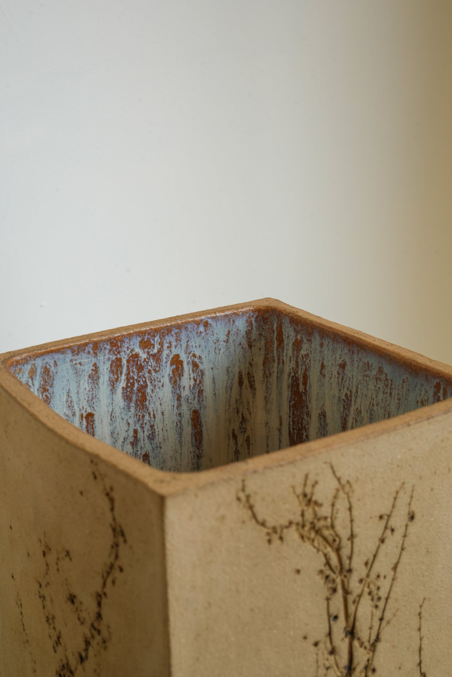 Flower pressed vessel