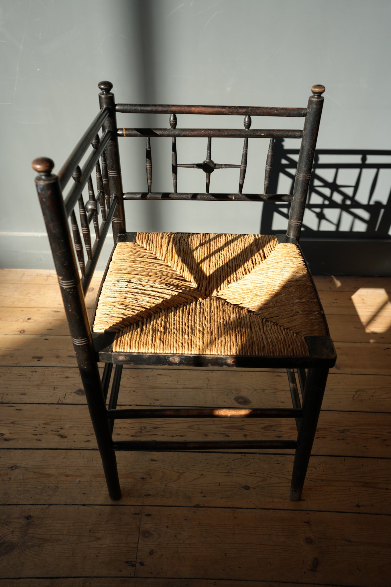 Arts & Crafts Corner Chair