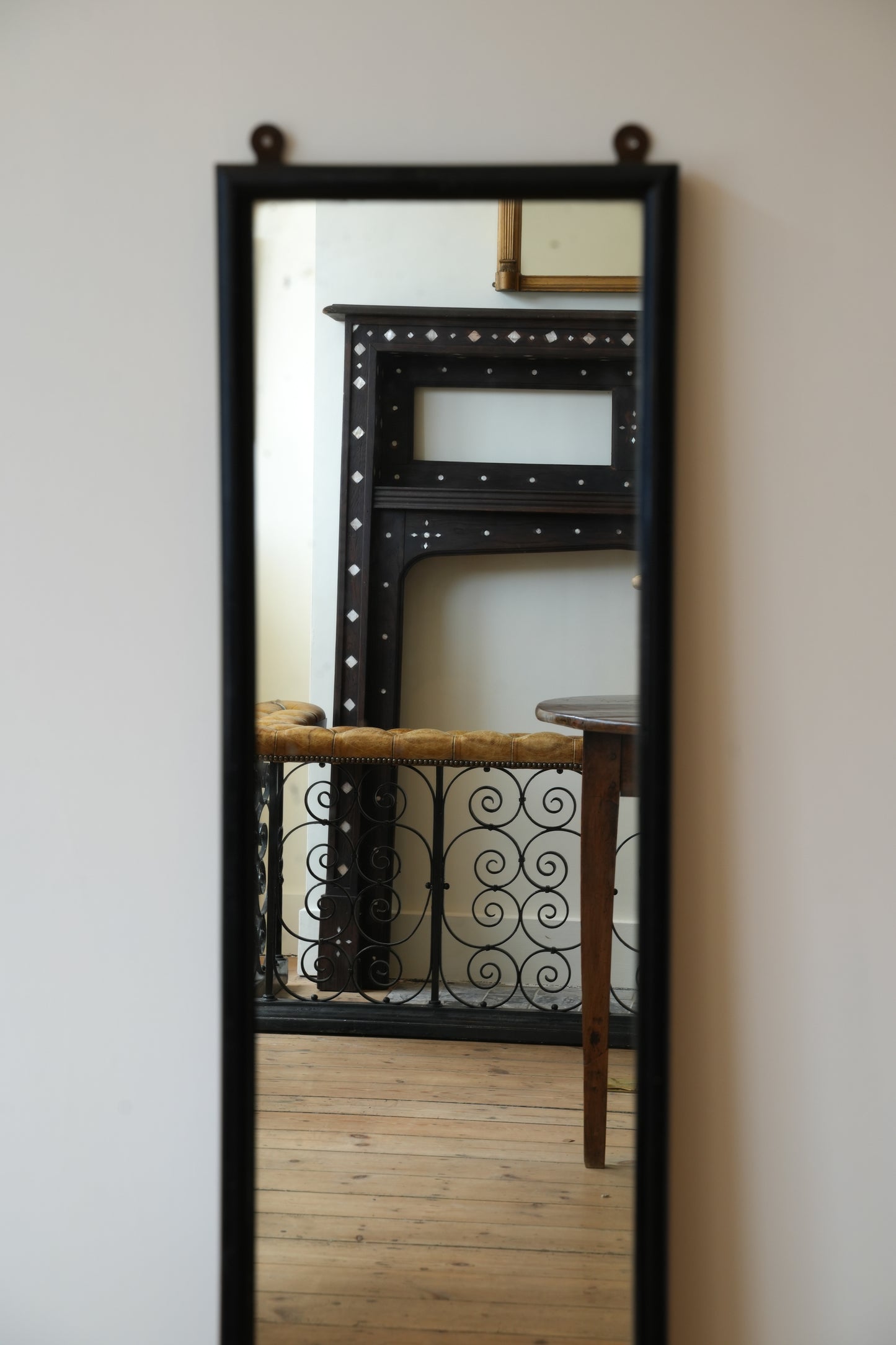 Gents outfitters mirror