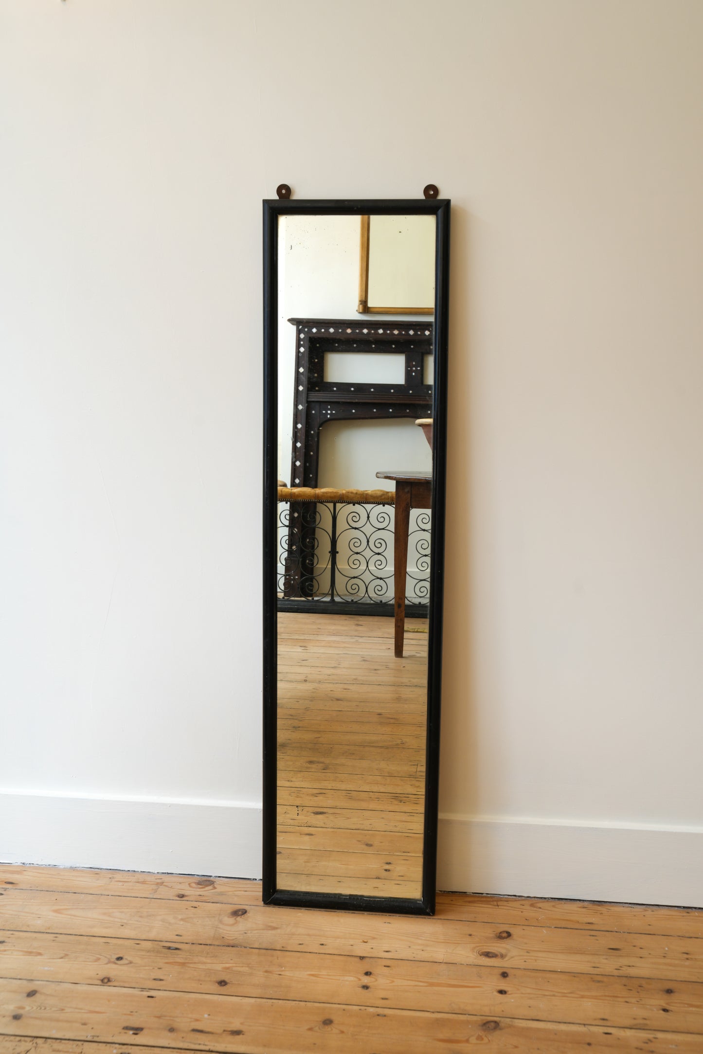 Gents outfitters mirror