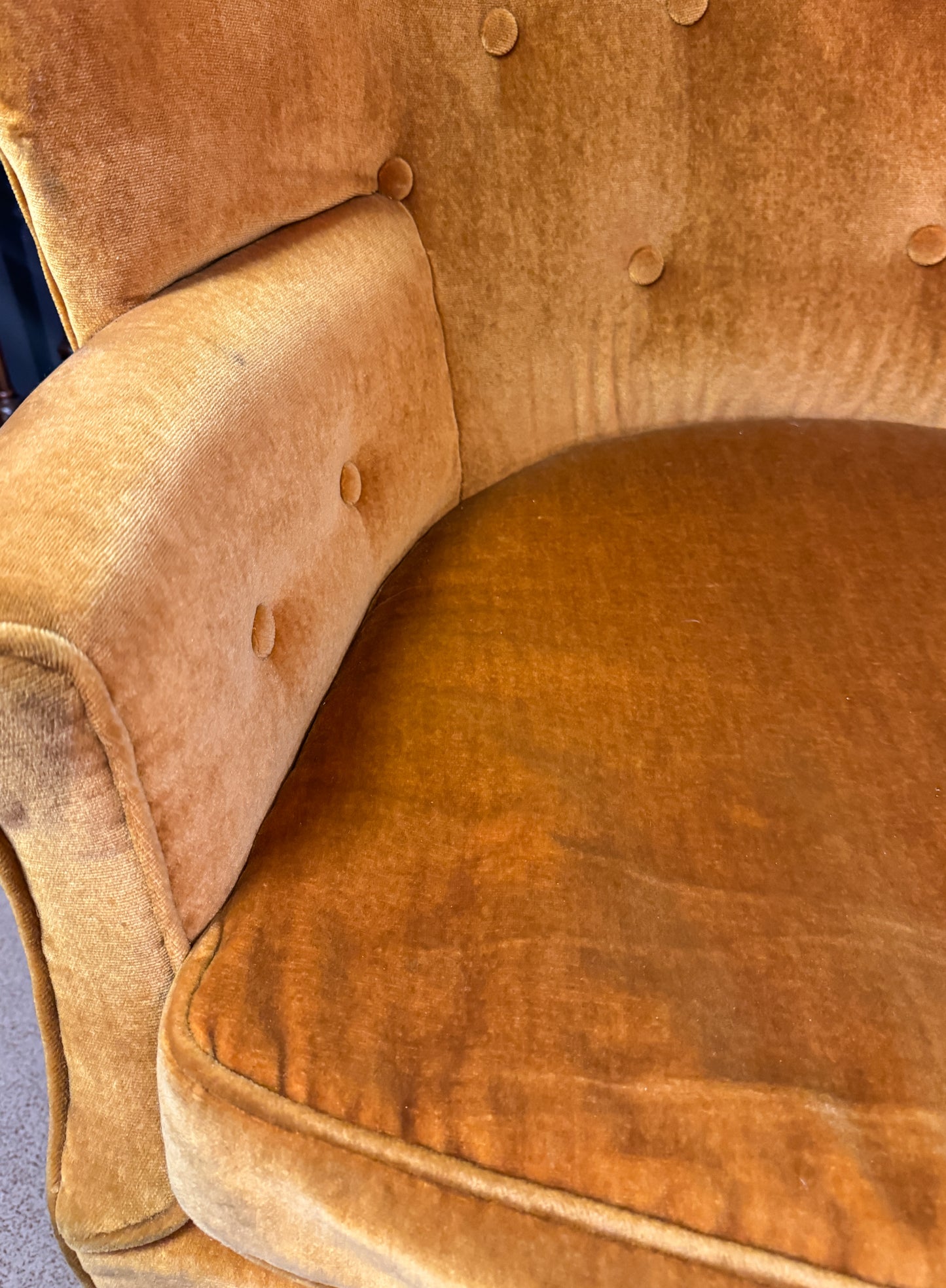 Barrel Back Armchair