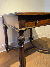 Gillows table