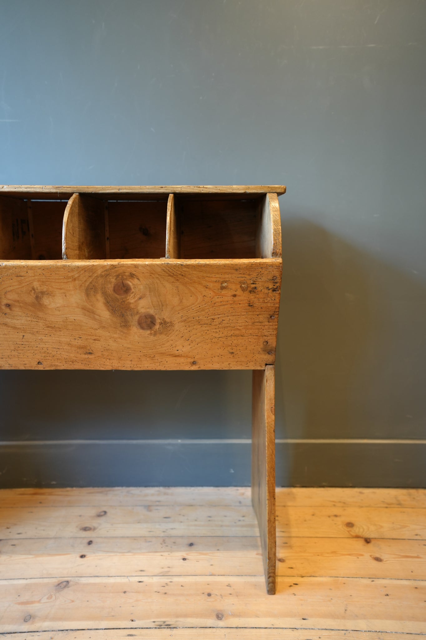 French grocers / épicerie storage unit.