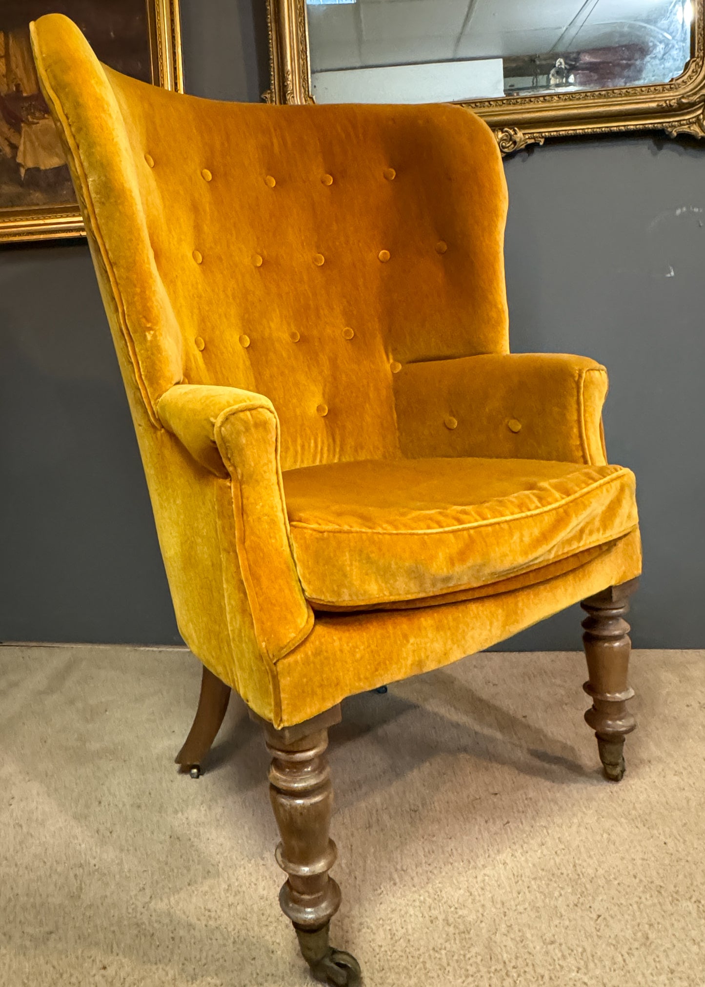 Barrel Back Armchair
