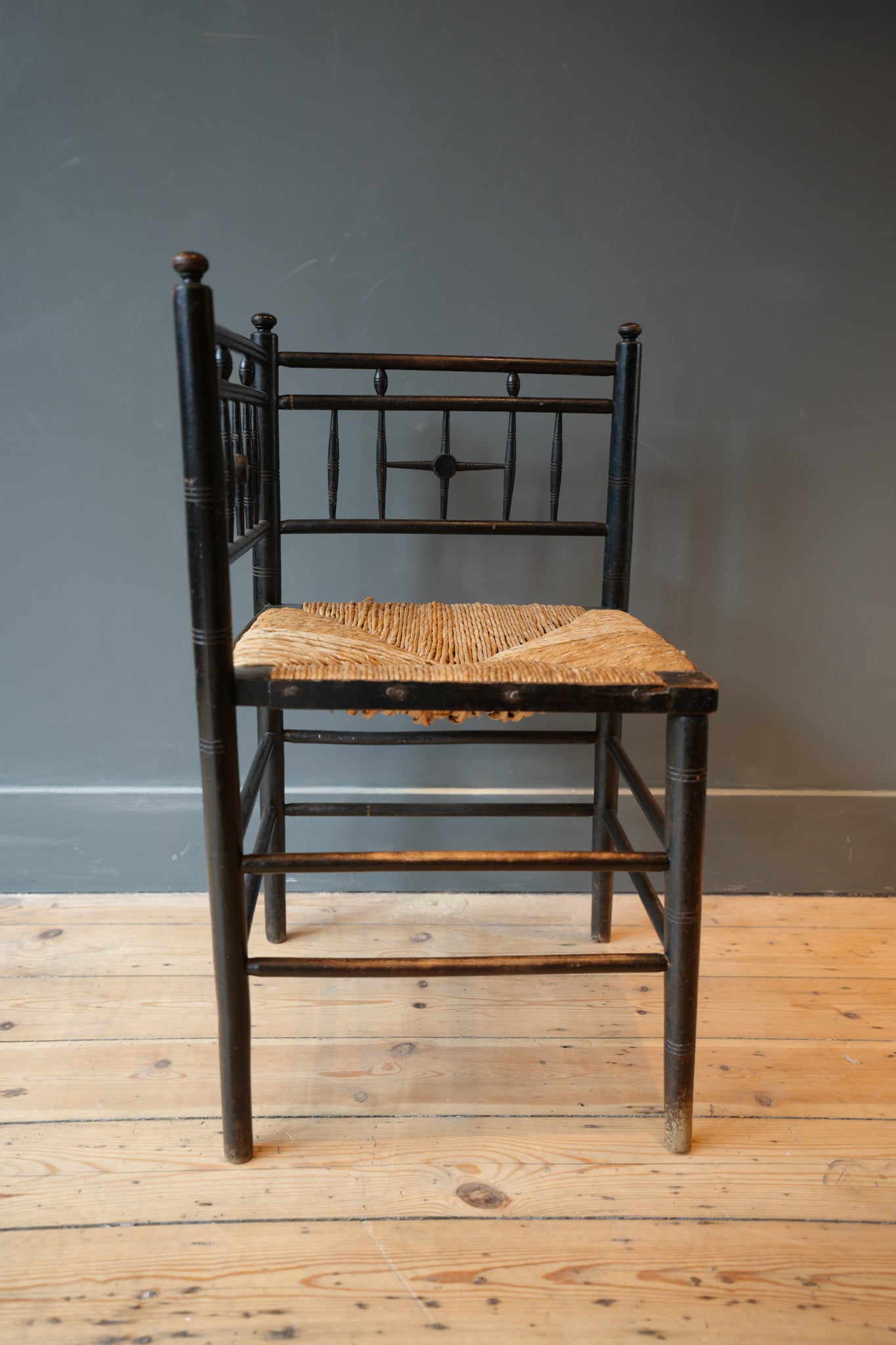 Arts & Crafts Corner Chair
