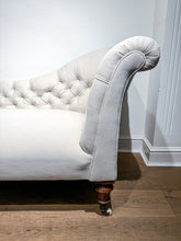 A Victorian Chaise Longue / Daybed.