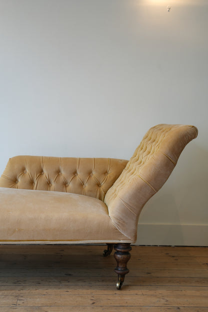 19th Century Chaise Longue