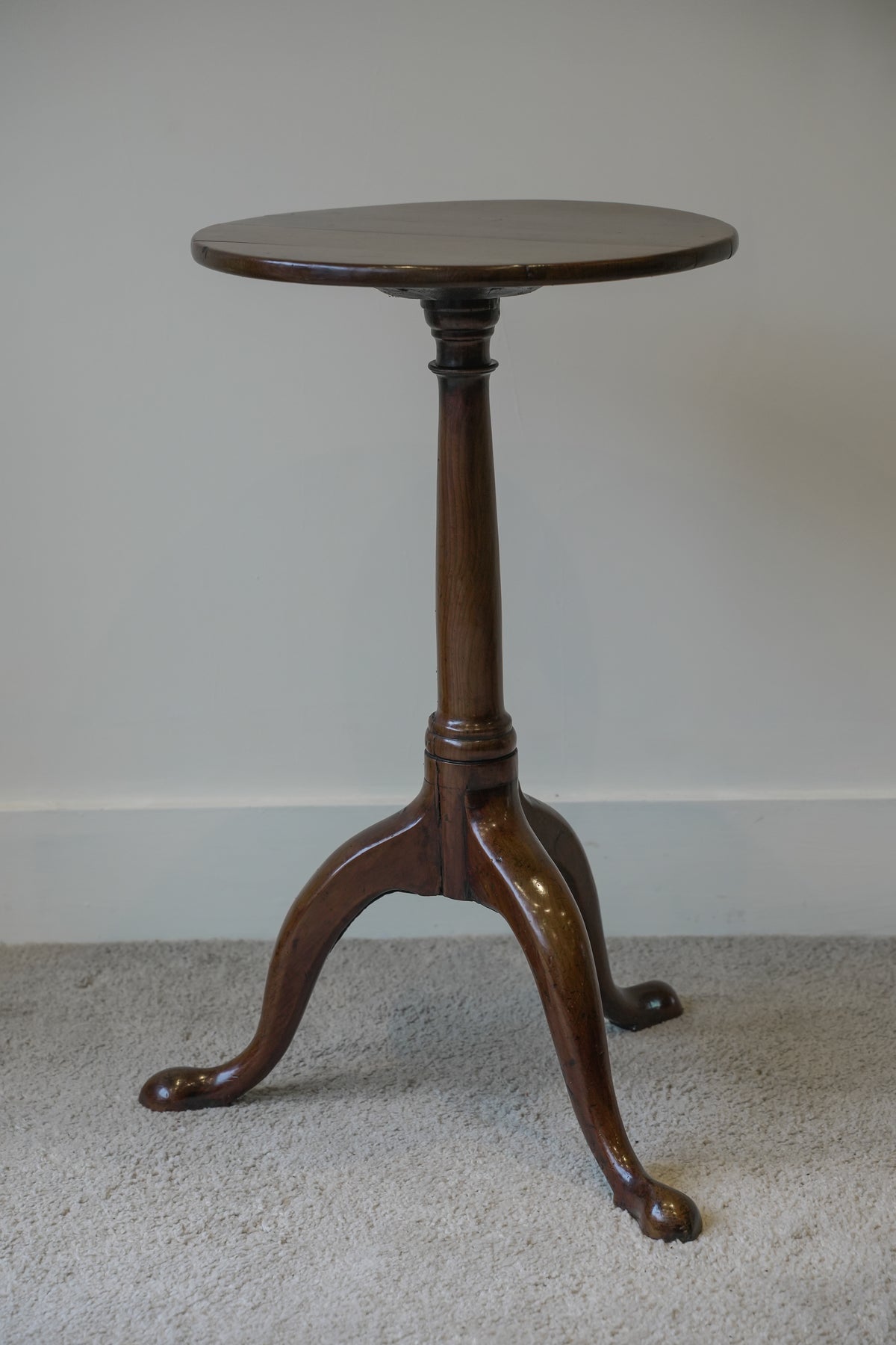 18th Century Tripod Table in Yew.
