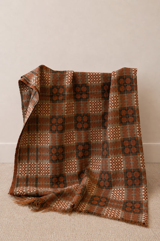 XL Caernarfon Welsh Blanket