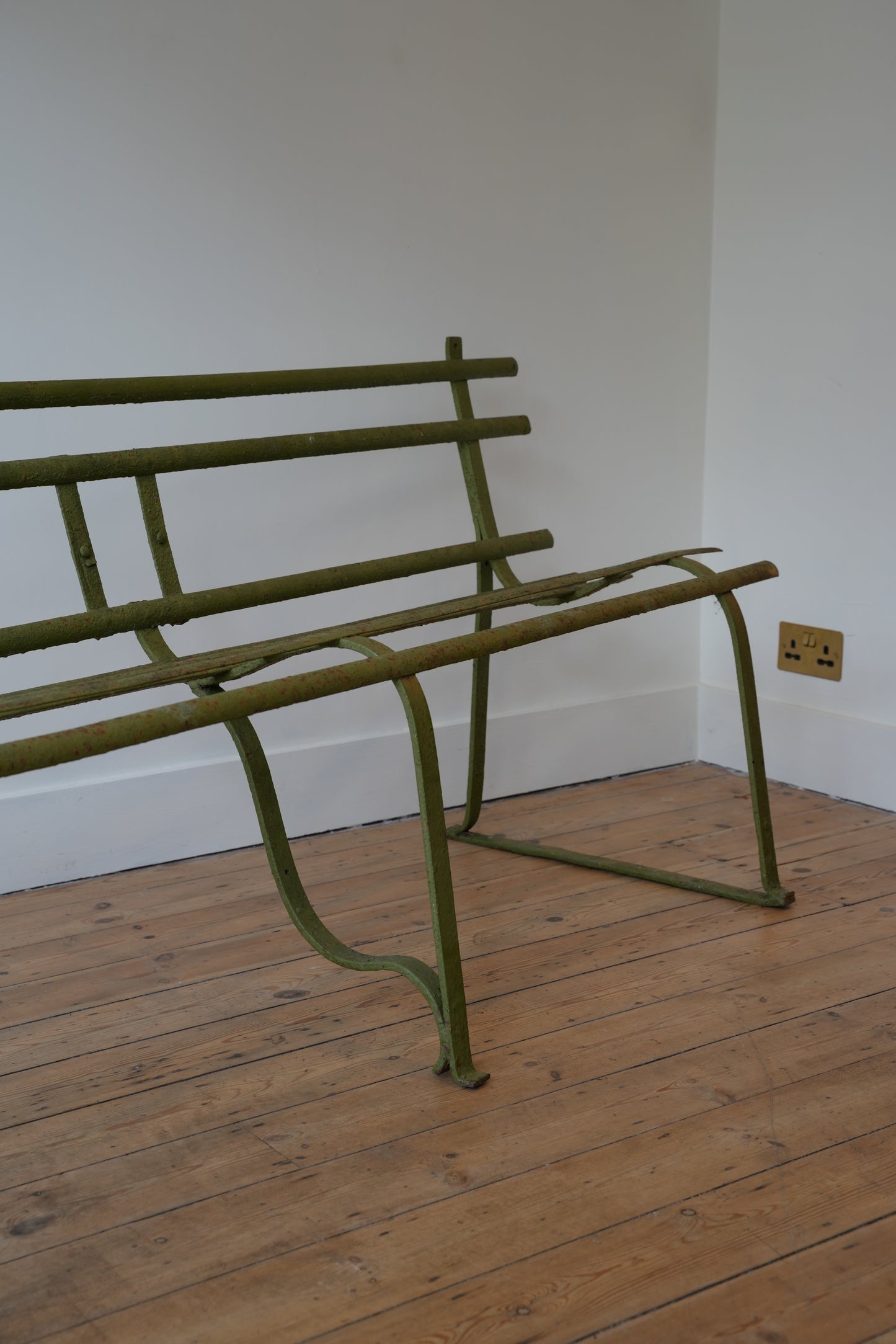 Wrought Iron Garden Bench.