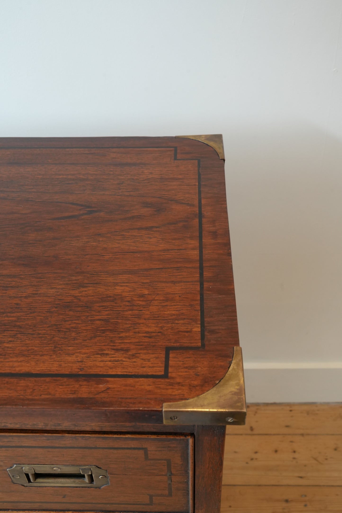 Diminutive Campaign chest