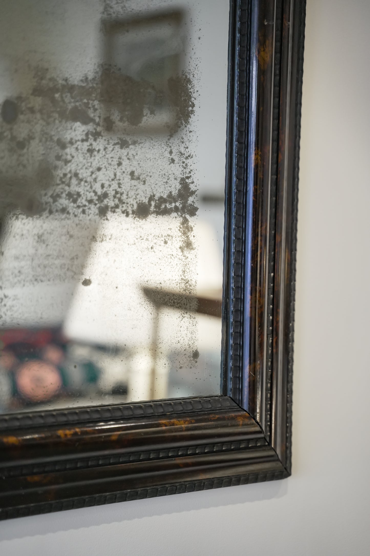 Ebonised & Faux Tortoishell Rippled Framed 18th C Mercury Plate Mirror.