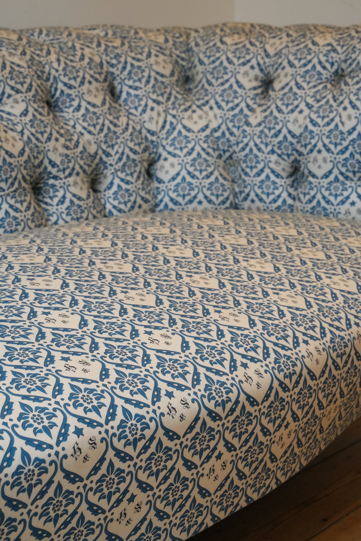 Howard & Sons Chesterfield Sofa