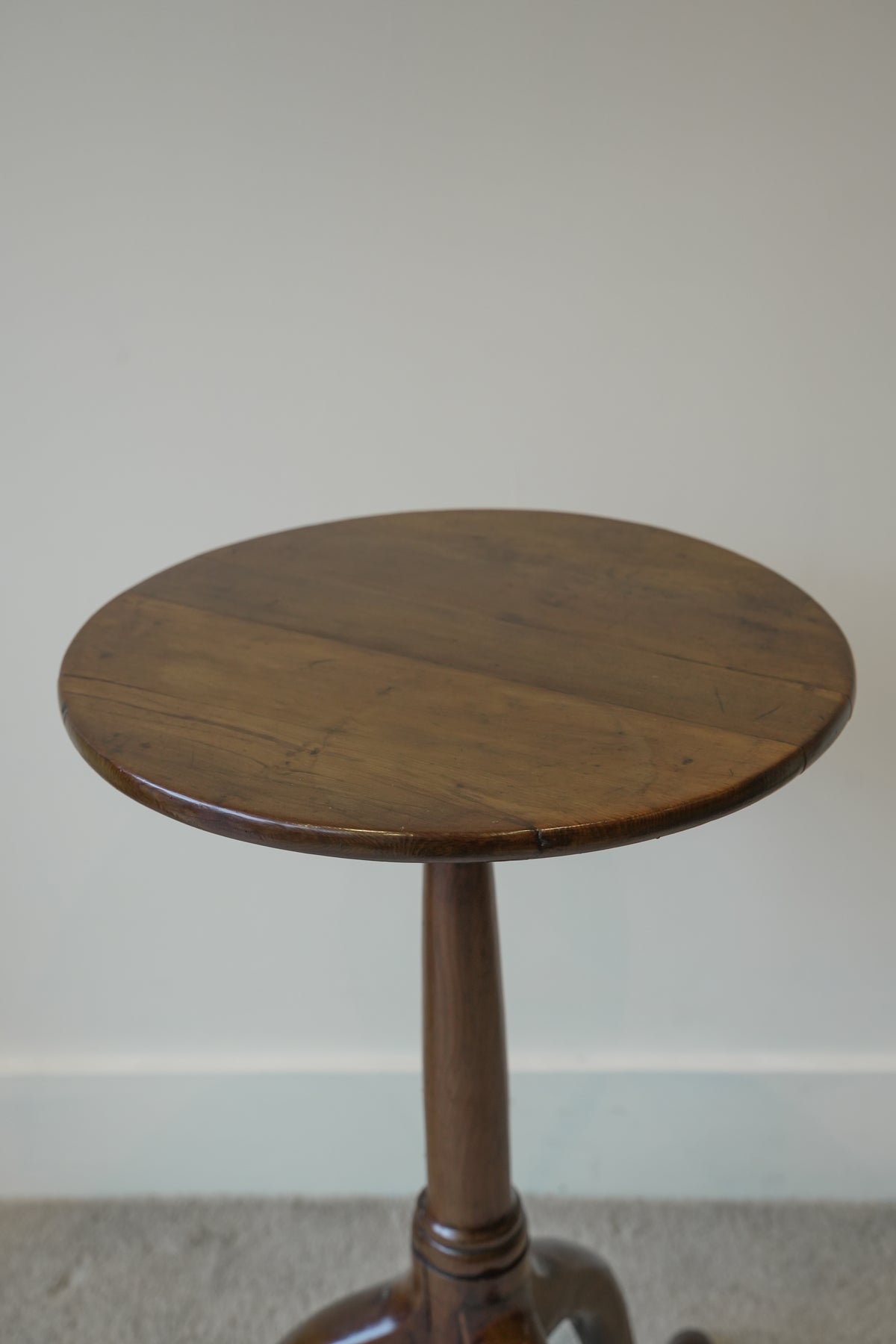 18th Century Tripod Table in Yew.