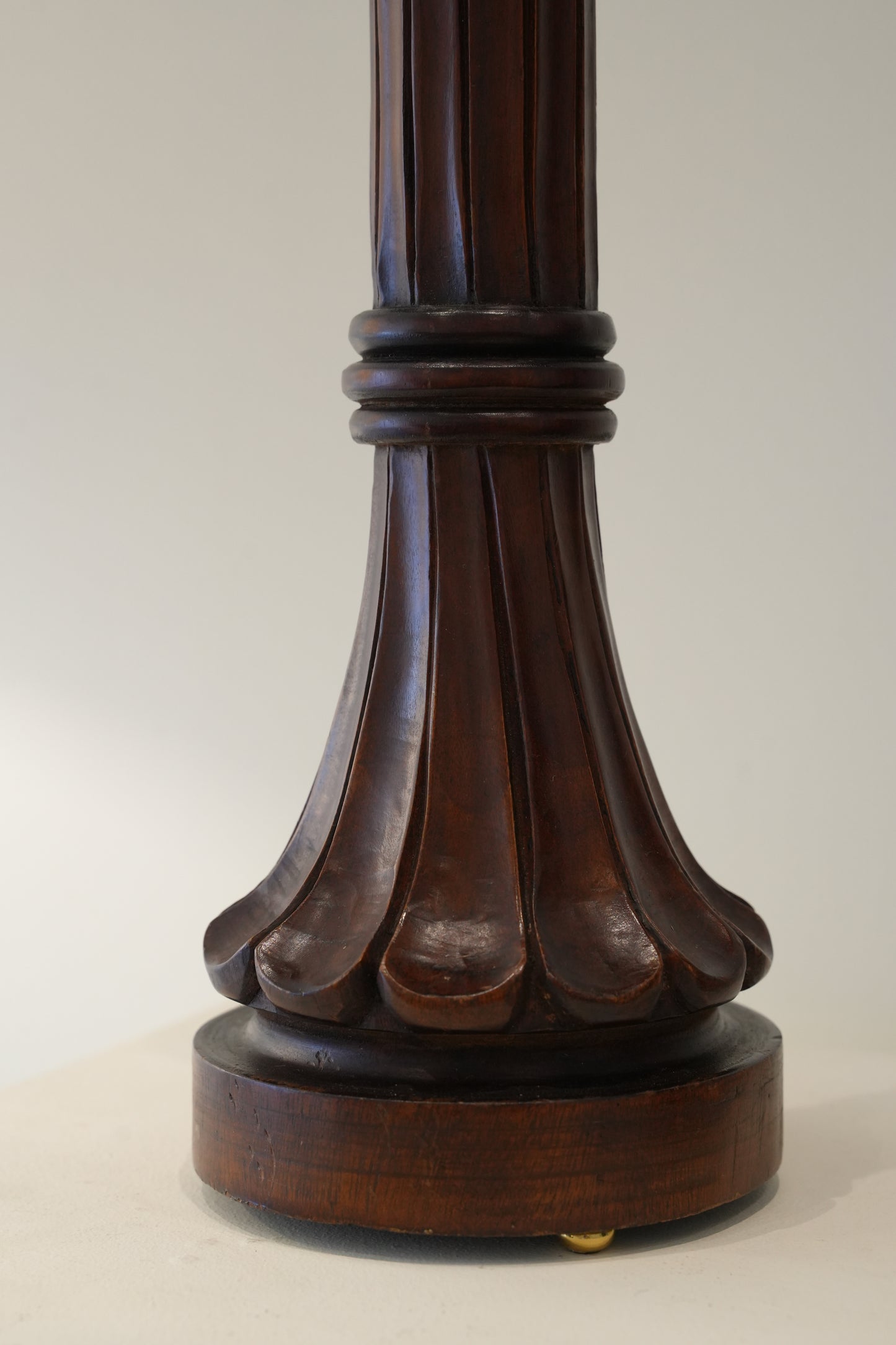 Gothic reformed lamp