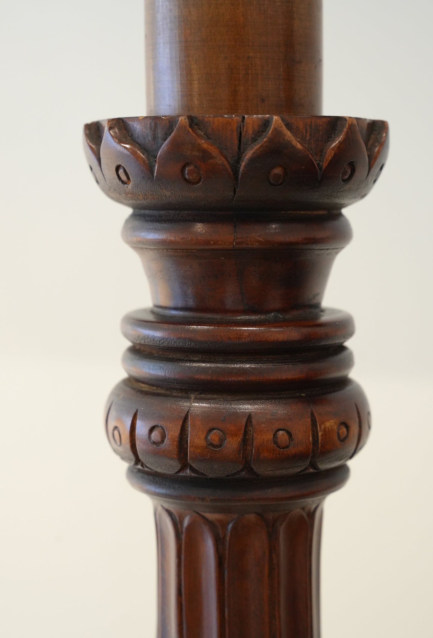 Gothic reformed lamp