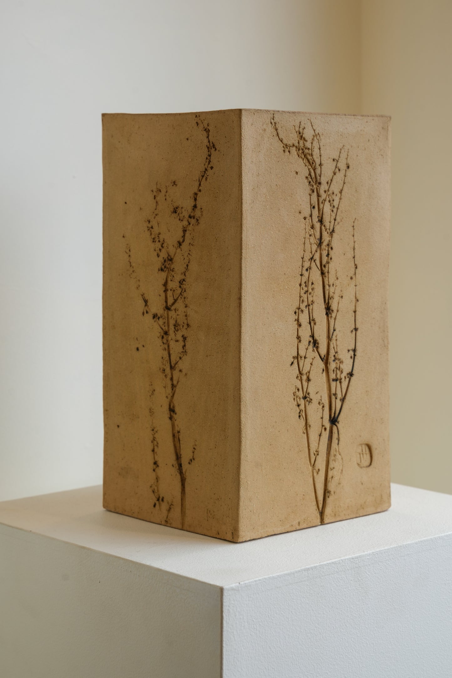 Flower pressed vessel