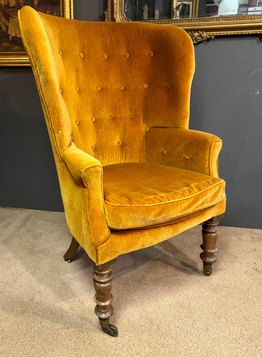 Barrel Back Armchair