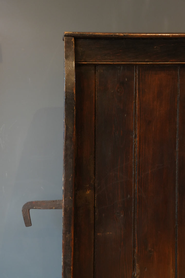 English Georgian Tavern Barrel Back Settle