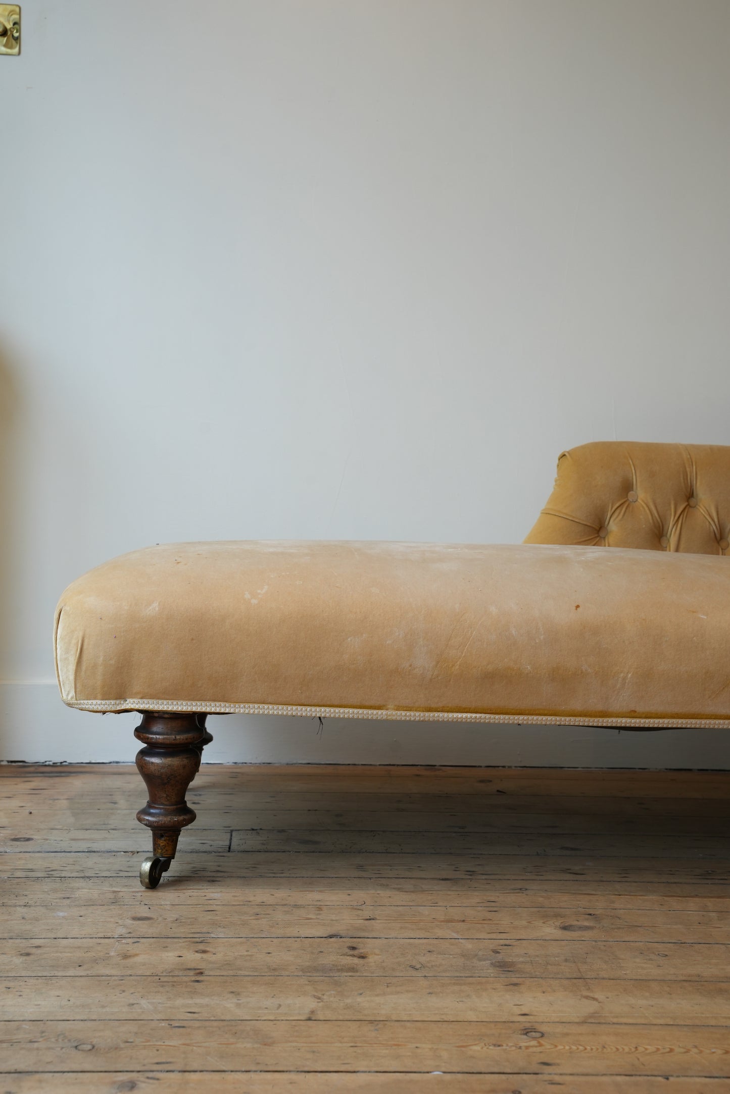 19th Century Chaise Longue