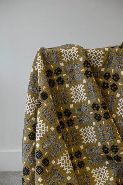 Derw Mill Welsh Blanket.