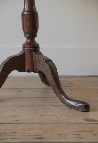 George II (18th Century) Burr Yew Tripod Table.
