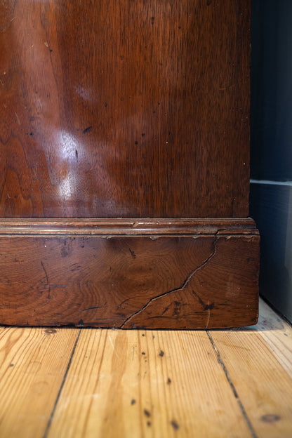 Arts & Crafts Chest Of Drawers