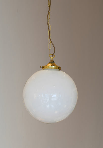 4 x Globe Graduating Size Opaline Pendant Lights