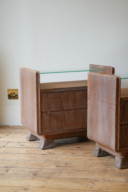 A pair of bedside cupboards by Guglielmo Ulrich.