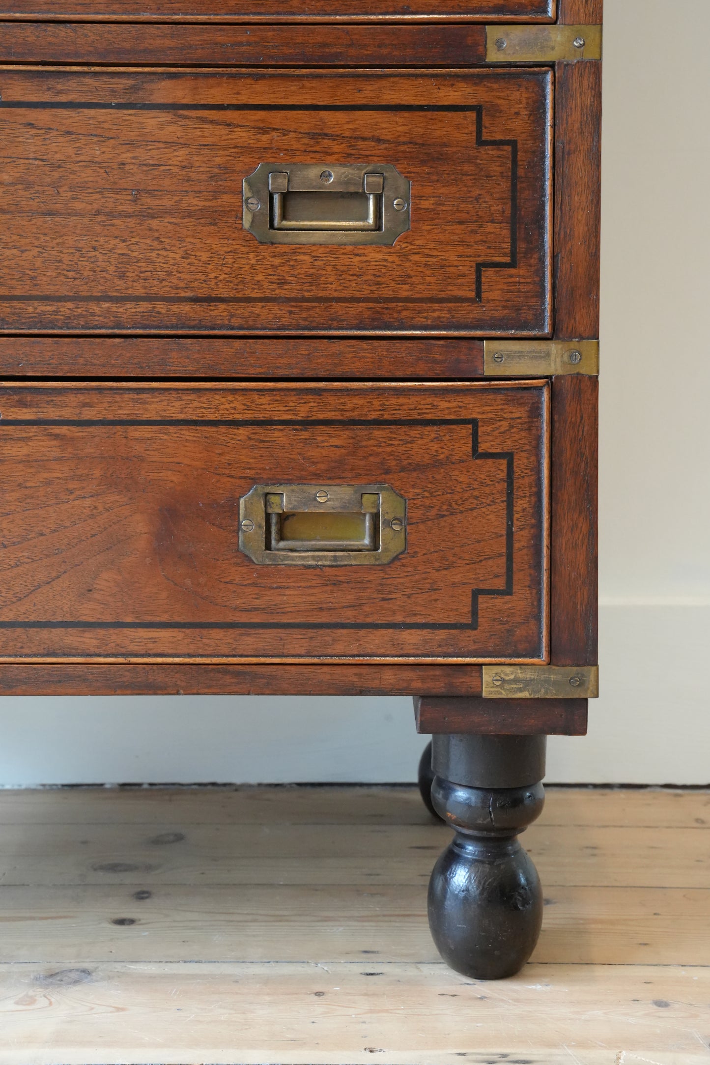 Diminutive Campaign chest